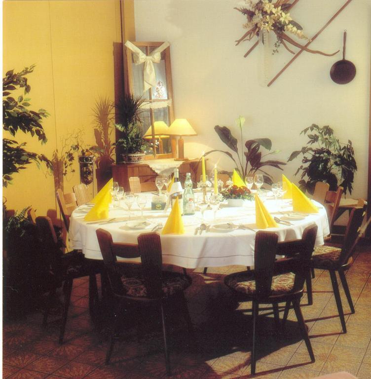 Hotel Zur Krone Birresborn Εξωτερικό φωτογραφία